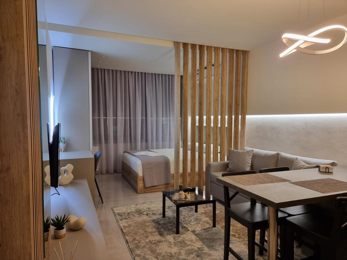 Iris City Center Premium Studio 塞萨洛尼基 外观 照片