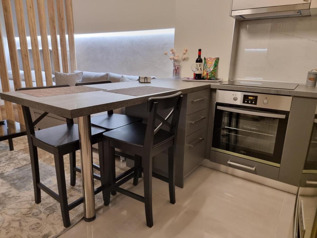 Iris City Center Premium Studio 塞萨洛尼基 外观 照片